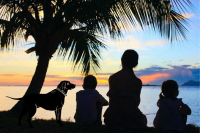 familia17965858_10155197253344441_103471293_n (1)iii.png